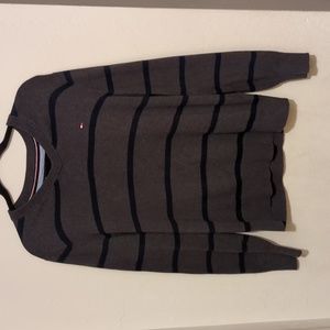Tommy Hilfiger stripped gray sweater size medium
